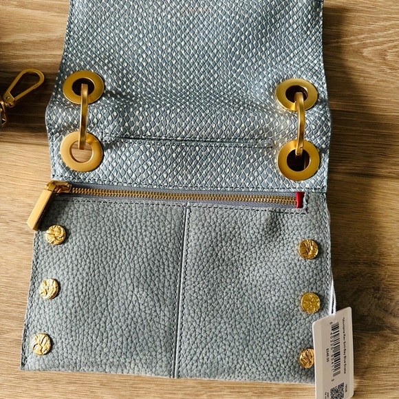 🆕✨ HAMMITT Montana Reversible Small Bay Blue Snake Crossbody Bag - Picture 5 of 10